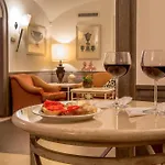 Hotel Glori 4*