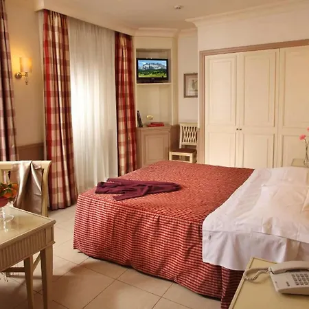 Glori Hotell