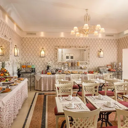 Ξενοδοχείο Glori 4*