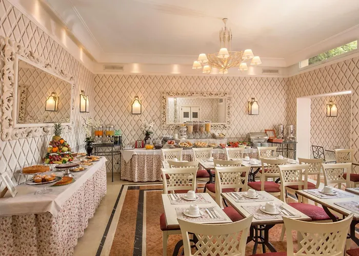 Ξενοδοχείο Glori 4*