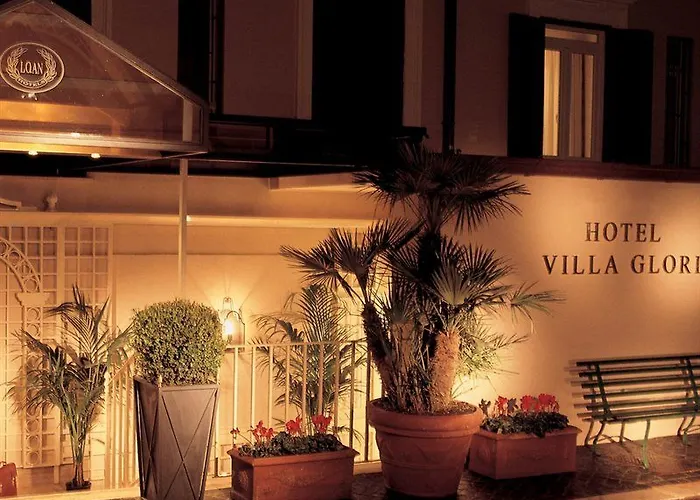 Ξενοδοχείο Glori 4*